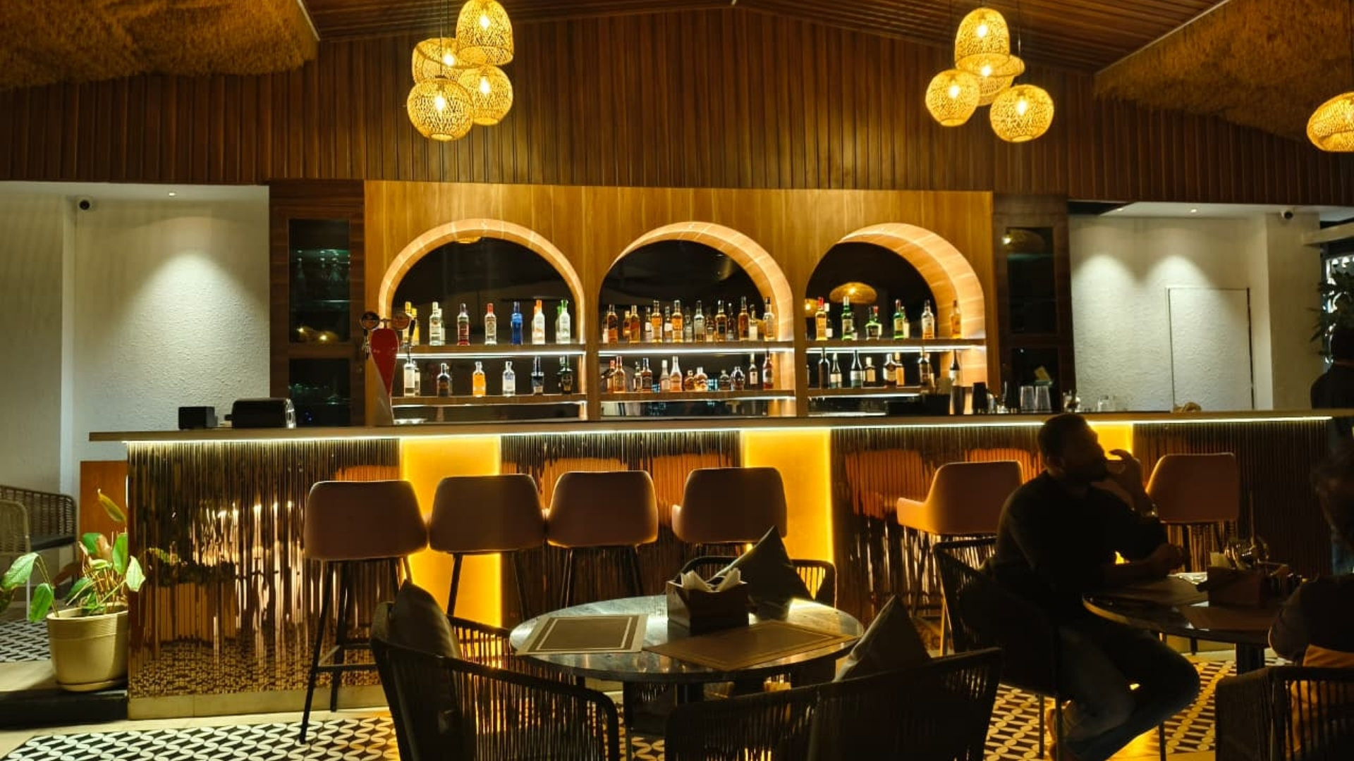 Deck6 Lounge Night Ambience